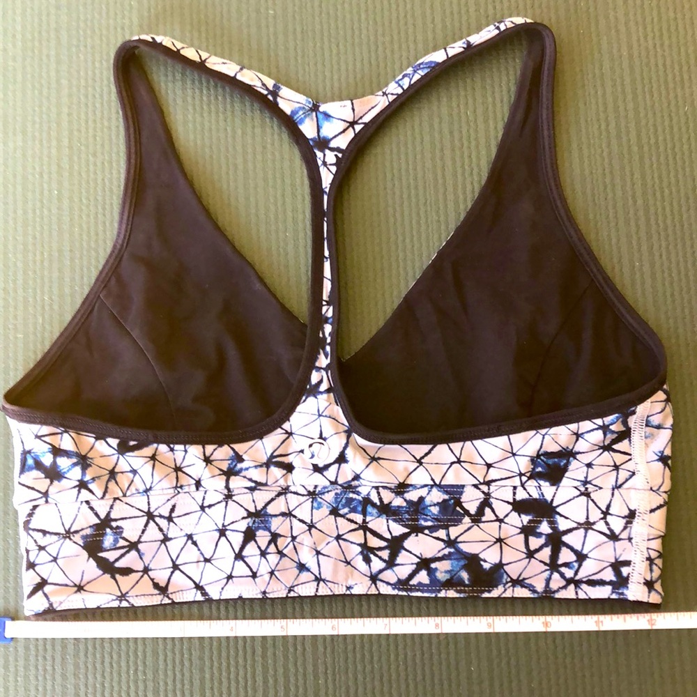 Lululemon sports bra reversible size small